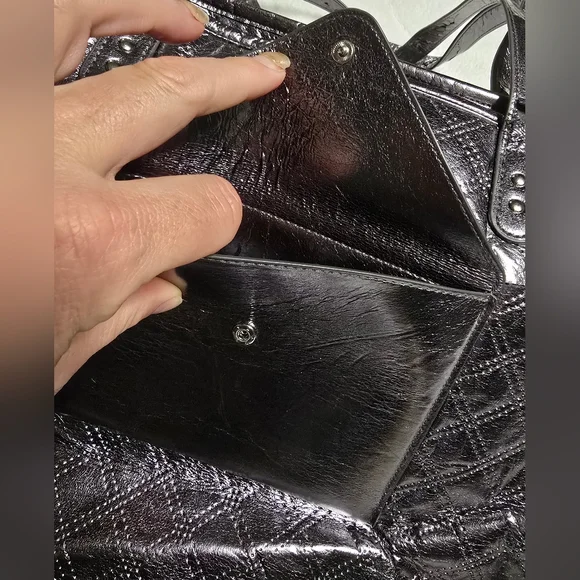 Bath & Body Works Bag Tote Silver Chrome Shoulder Handbag Purse Quilted Look - Picture 5 of 10